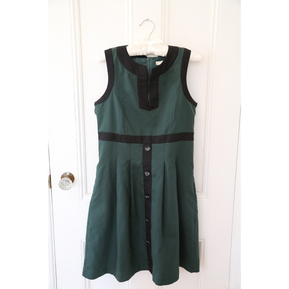 Dress - Picture 6 of 8